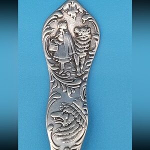 VTG Little Red Riding Hood Spoon by Royal Manufacturing Co. Silverplate